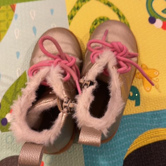 Tucker and tate gold and pink fur boots - Picture 6 of 6